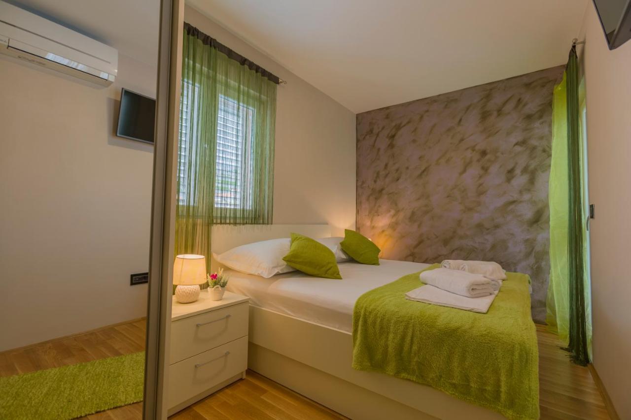 Apartment Paradise Makarska Eksteriør billede